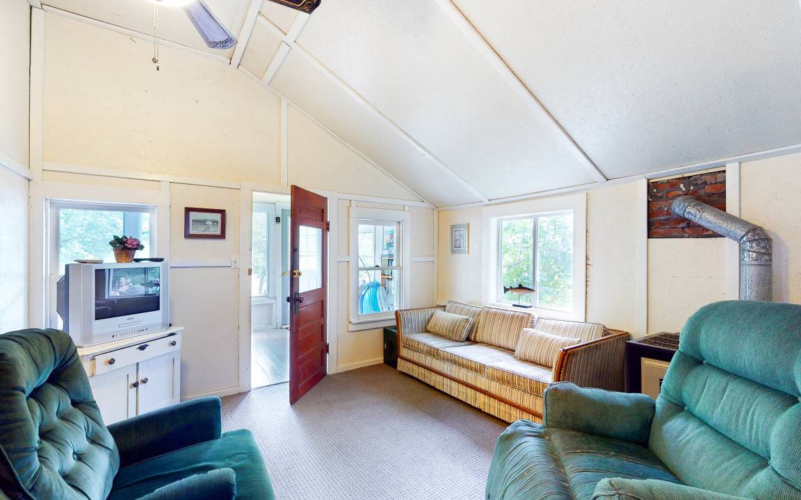 Poultney Cottage | 104 m² Cabin ∙ 2 bedrooms ∙ 6 guests