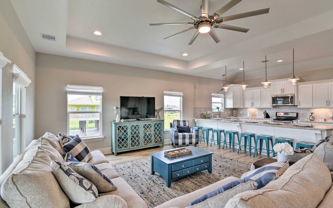 Crystal Beach House | 135 m² House ∙ 3 bedrooms ∙ 10 guests