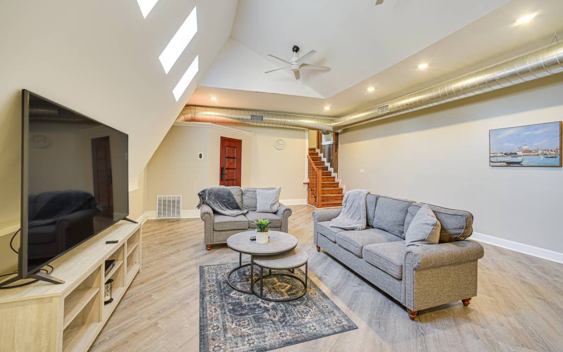 Troy Apartment | 185 m² Apartment ∙ 3 bedrooms ∙ 6 guests