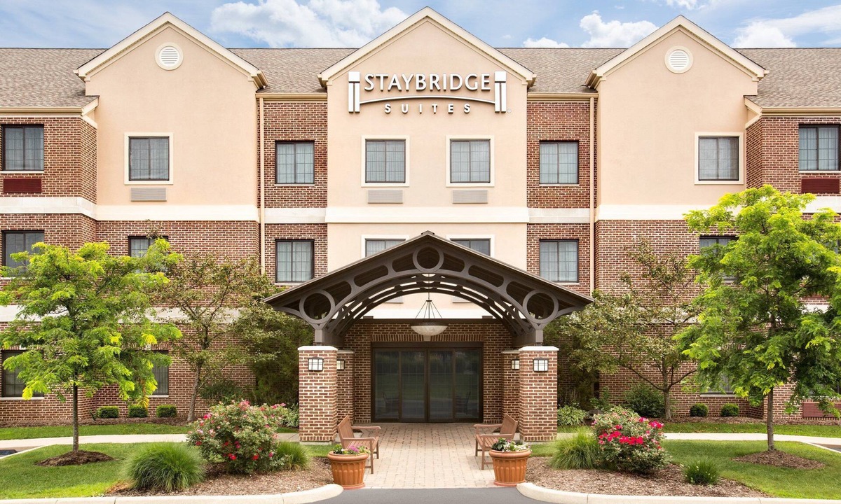 Stow Condo | 2 Bedroom | Comfortable Suite Near Cleveland