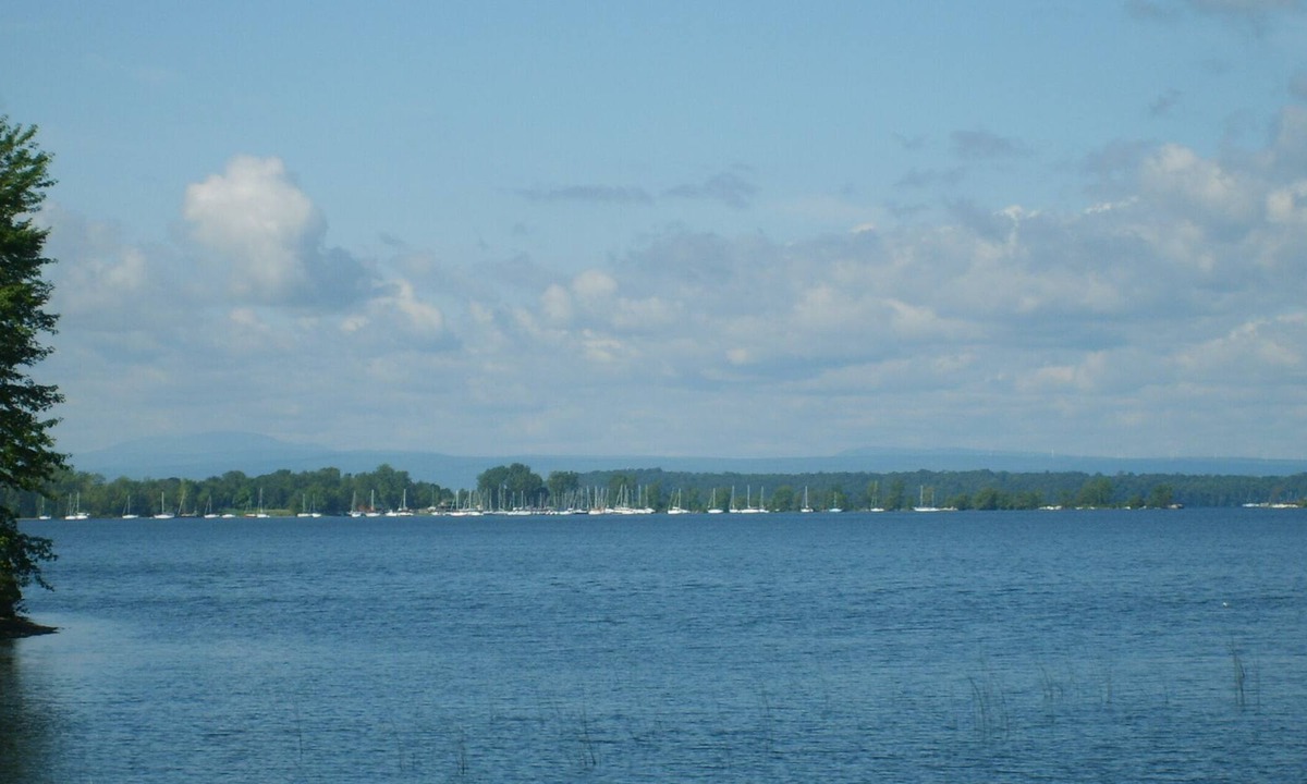 North Hero Cottage | 2-waterfront cottages together sleep10+ and have no other house in sight PRIVACY