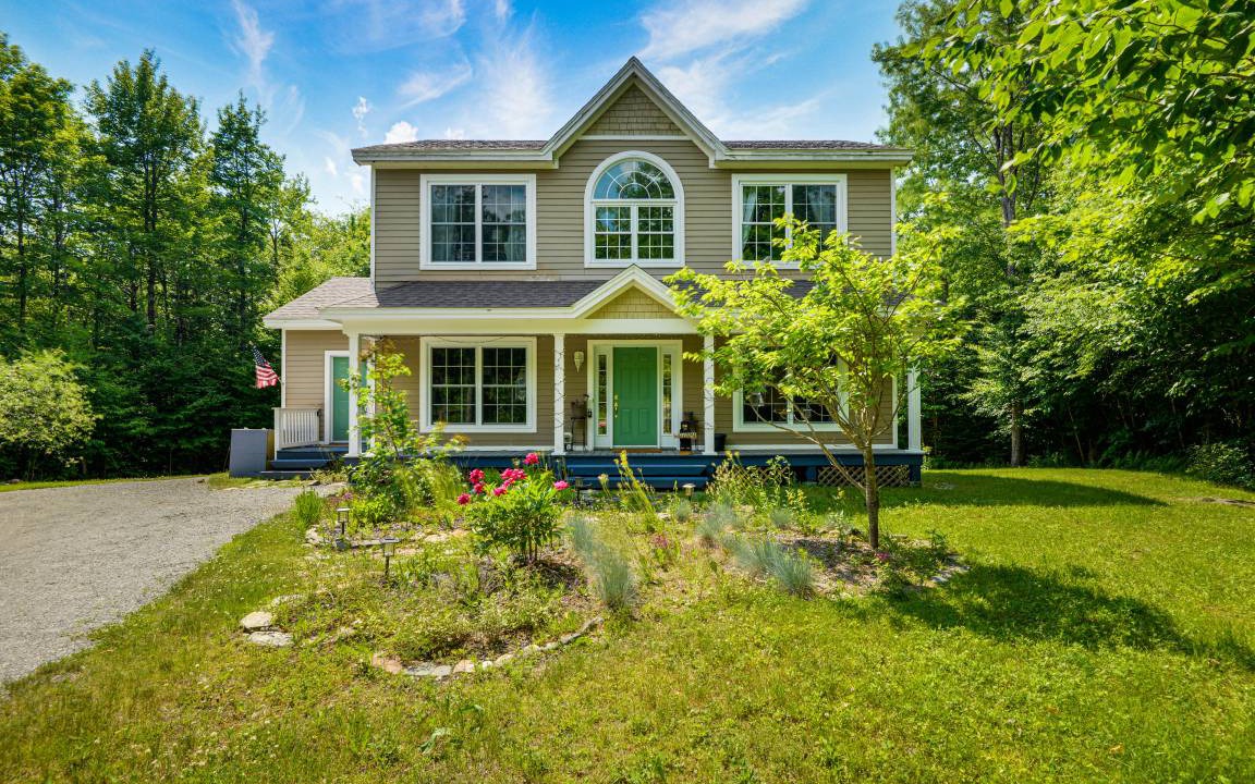 West Dover House | 209 m² House ∙ 4 bedrooms ∙ 12 guests
