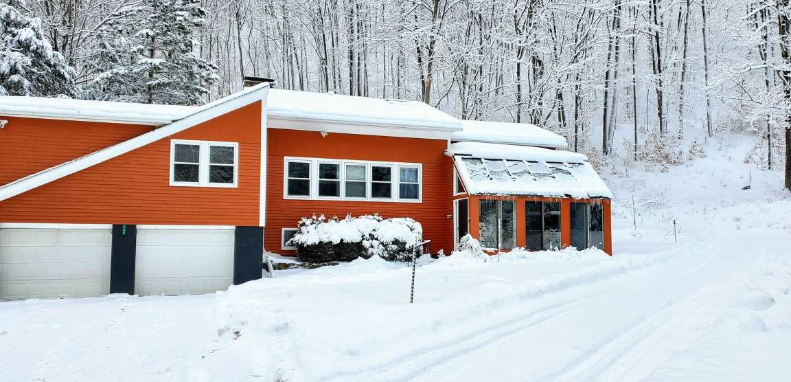 Mendon House | 217 m² House ∙ 4 bedrooms ∙ 10 guests