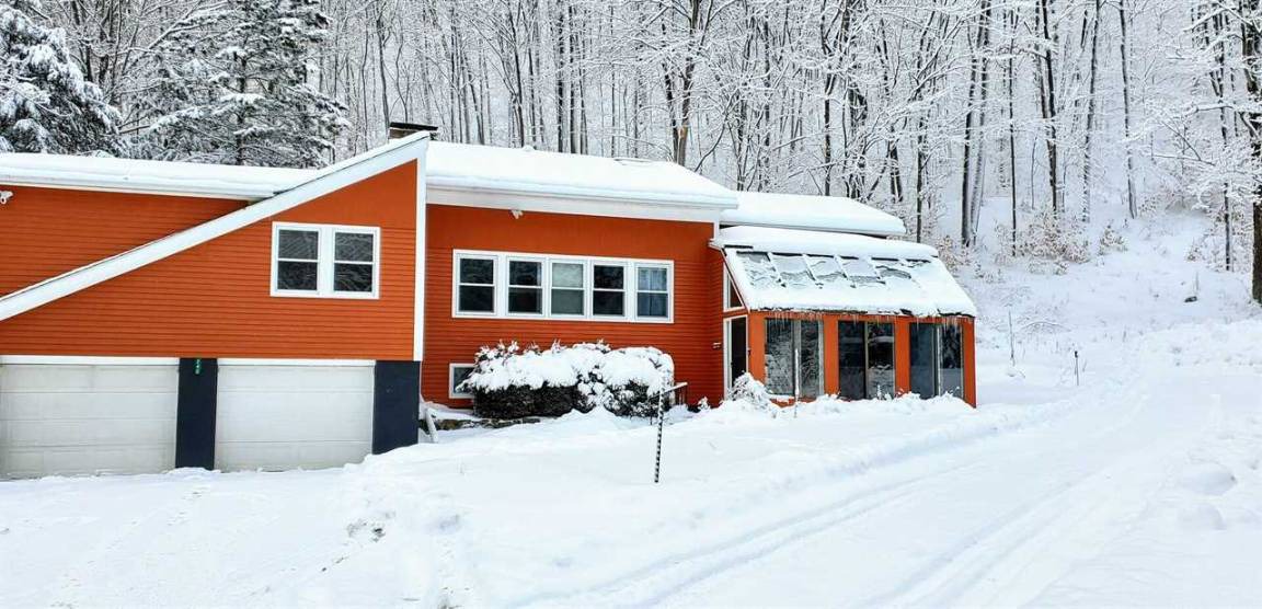 Mendon House | 217 m² House ∙ 4 bedrooms ∙ 10 guests