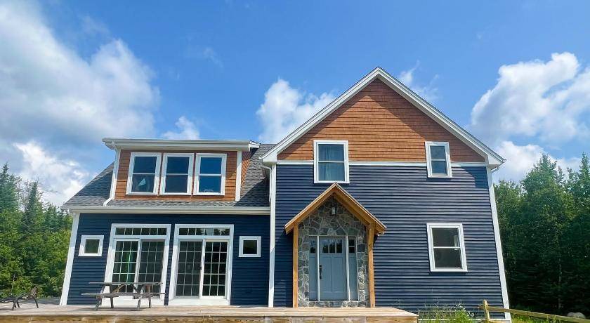 Whitefield House | 232 m² House ∙ 4 bedrooms ∙ 8 guests