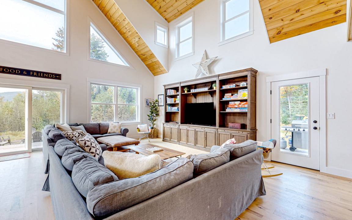 Whitefield House | 232 m² House ∙ 4 bedrooms ∙ 15 guests