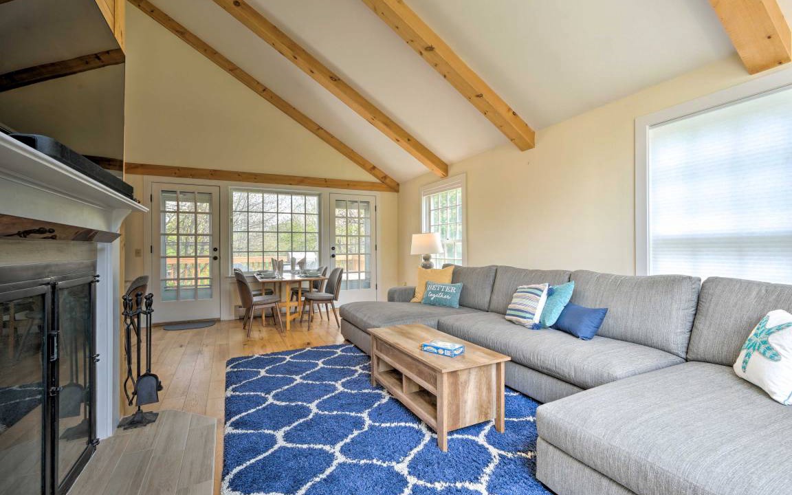 West Dover House | 265 m² House ∙ 5 bedrooms ∙ 14 guests