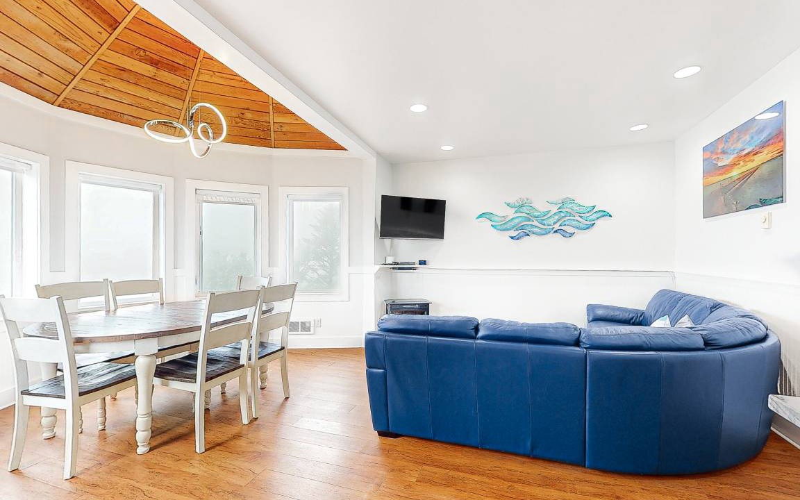 Oceanside House | 316 m² House ∙ 7 bedrooms ∙ 17 guests