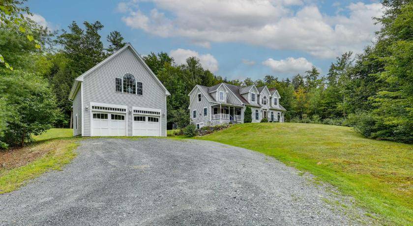Plainfield House | 362 m² House ∙ 5 bedrooms ∙ 9 guests