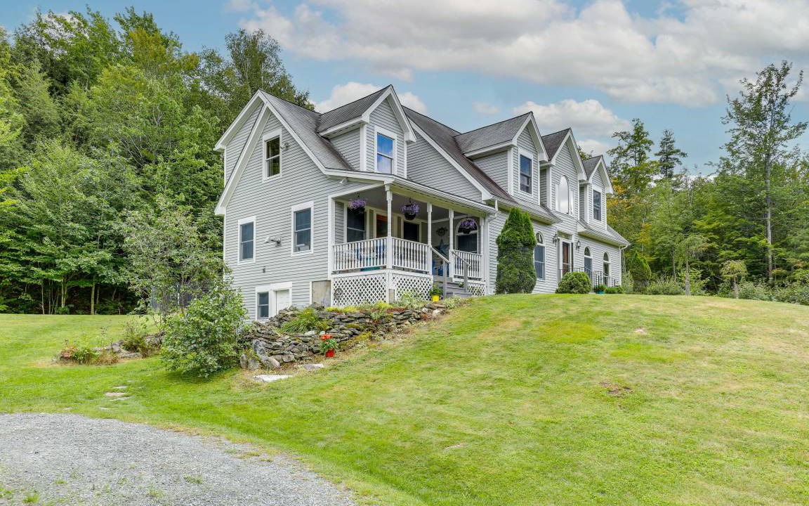 Plainfield House | 362 m² House ∙ 5 bedrooms ∙ 9 guests