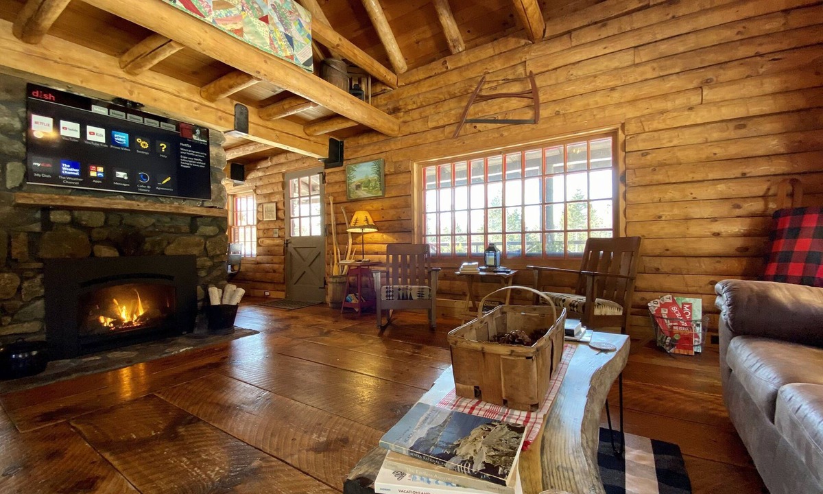 Corea Cabin | 40 Acre Forested Privacy w/Deeded Beach Access Near Acadia Schoodic