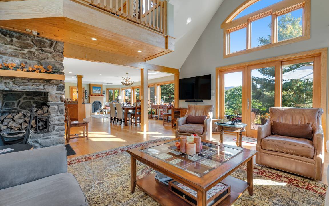 Stowe Hollow House | 435 m² House ∙ 4 bedrooms ∙ 10 guests
