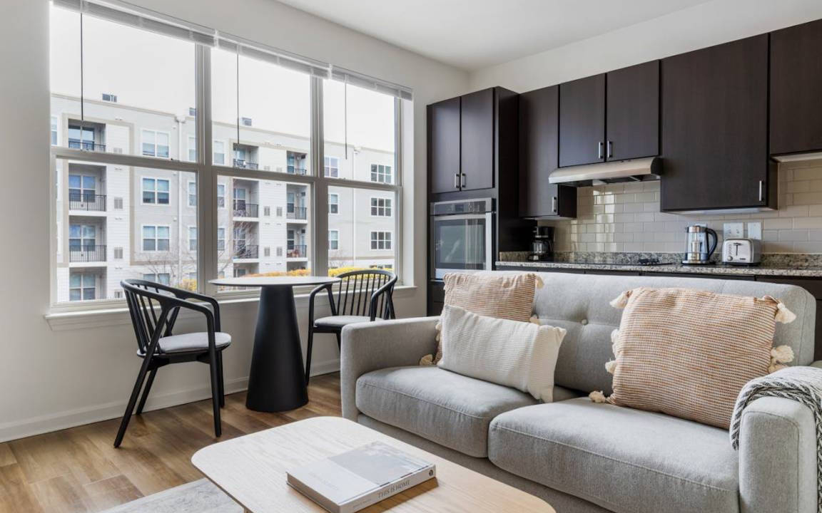 Assembly Square Apartment | 51 m² Apartment ∙ 2 guests