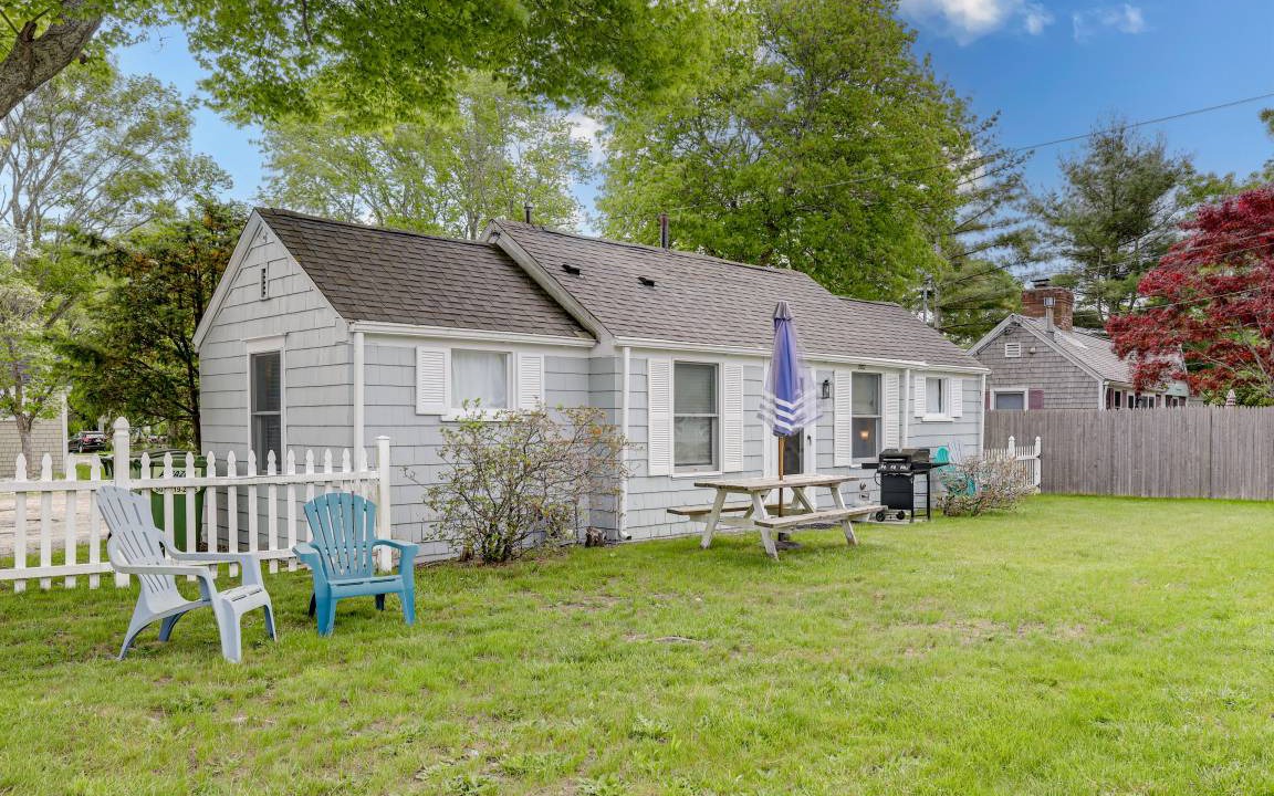 Hyannis Cottage | 52 m² Cabin ∙ 2 bedrooms ∙ 5 guests