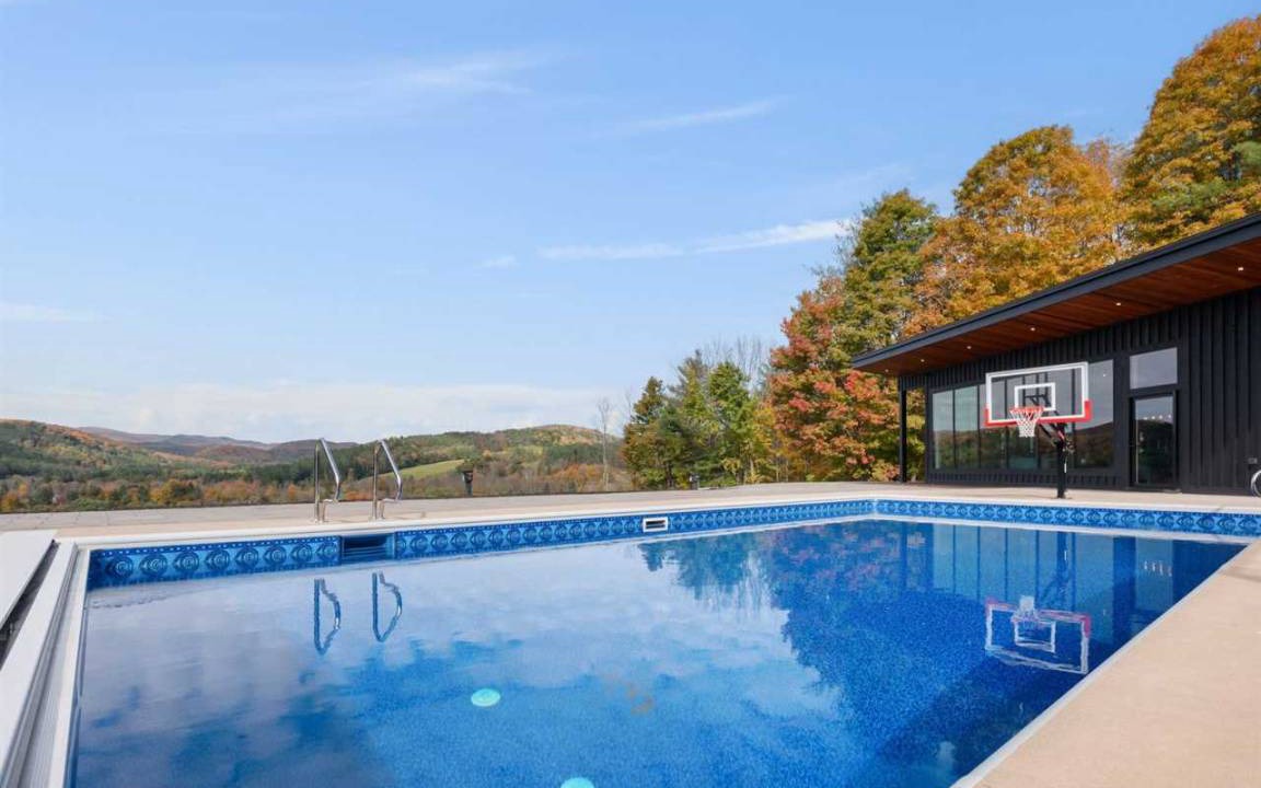 Woodstock House | 548 m² House ∙ 3 bedrooms ∙ 6 guests