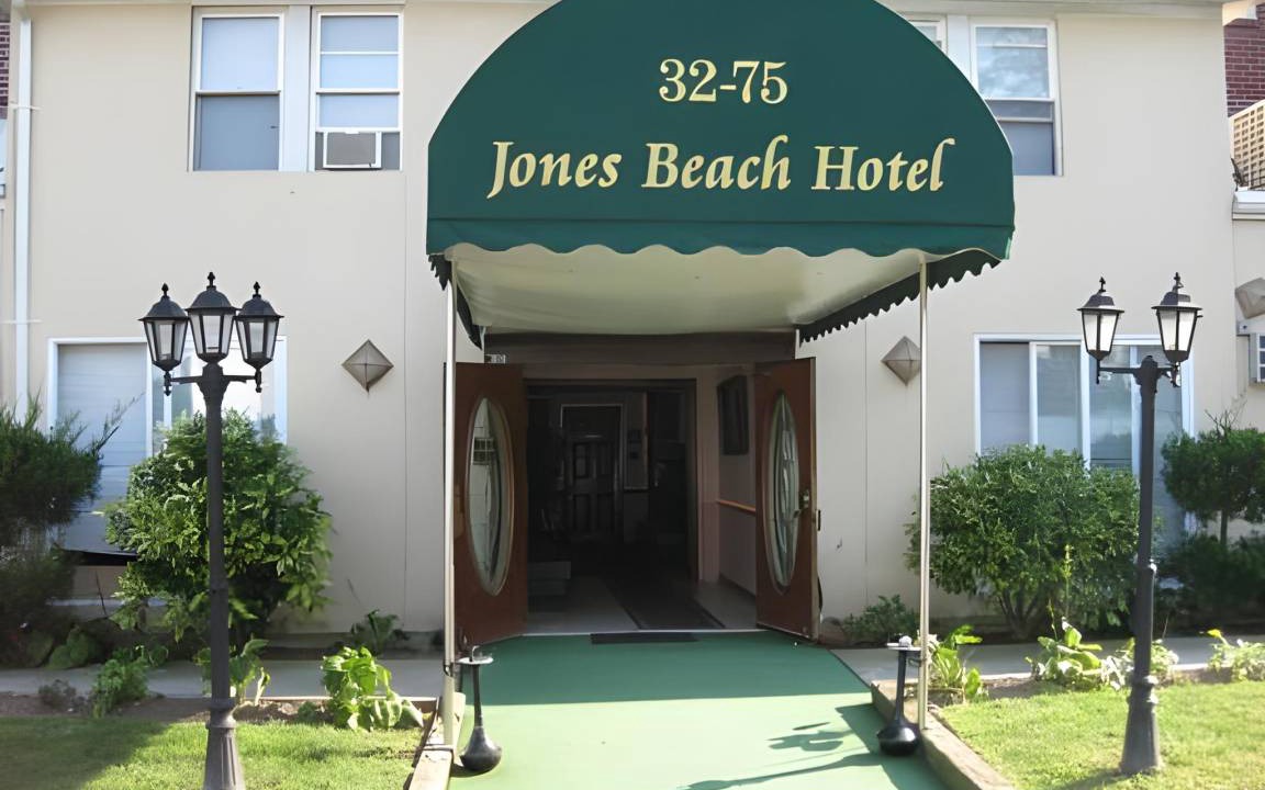 Wantagh Hotel | 56 m² Hotel ∙ 8 guests