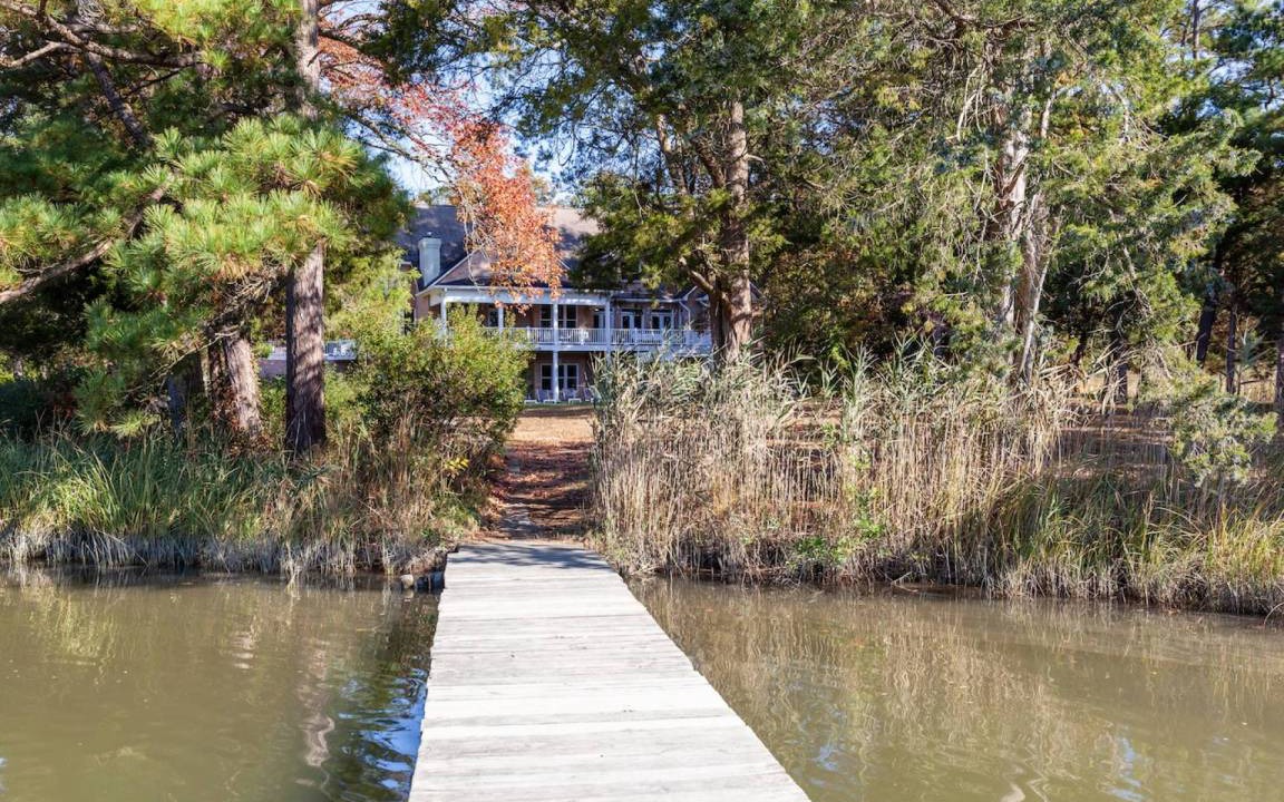Churchton House | 697 m² House ∙ 6 bedrooms ∙ 14 guests