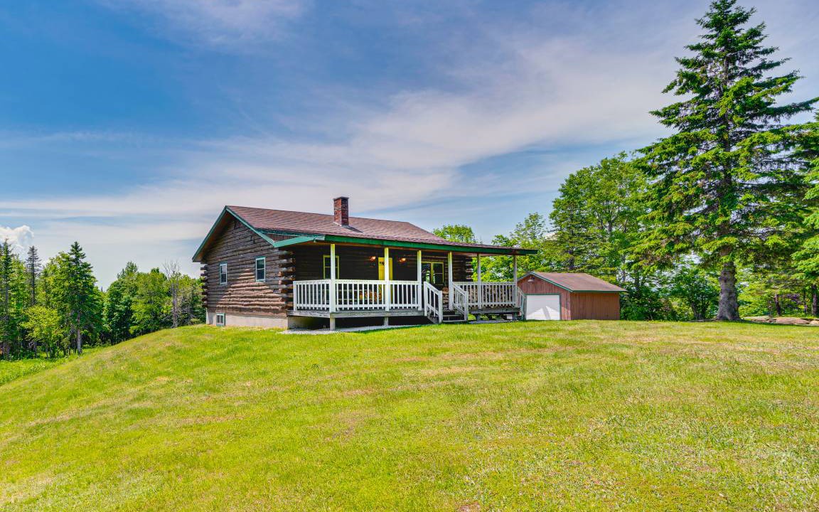Walden House | 83 m² House ∙ 4 bedrooms ∙ 10 guests