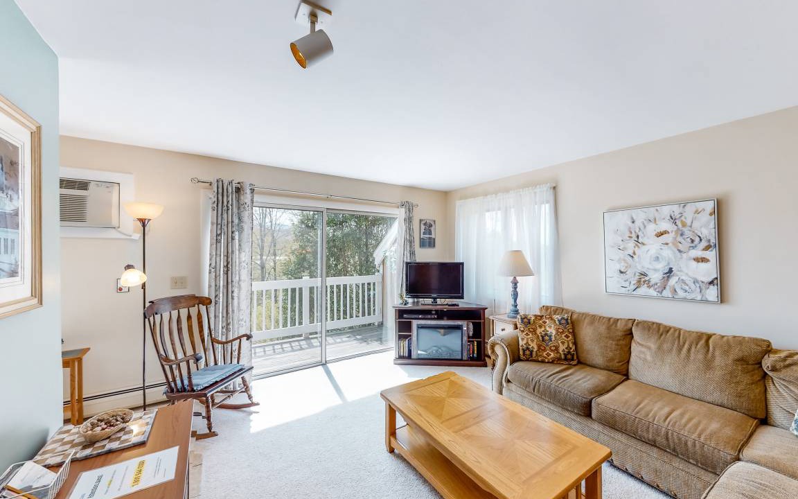 Stowe Area Condo | 91 m² Condo ∙ 2 bedrooms ∙ 5 guests
