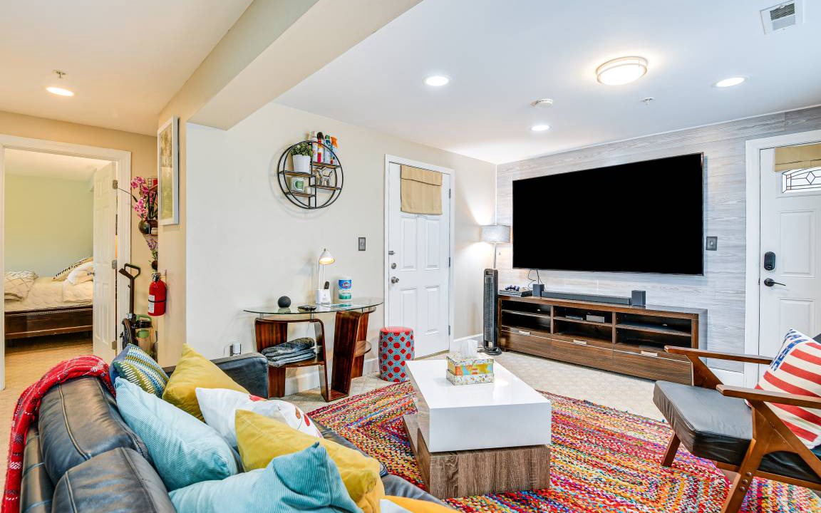 Colesville Apartment | 92 m² Apartment ∙ 1 bedroom ∙ 2 guests