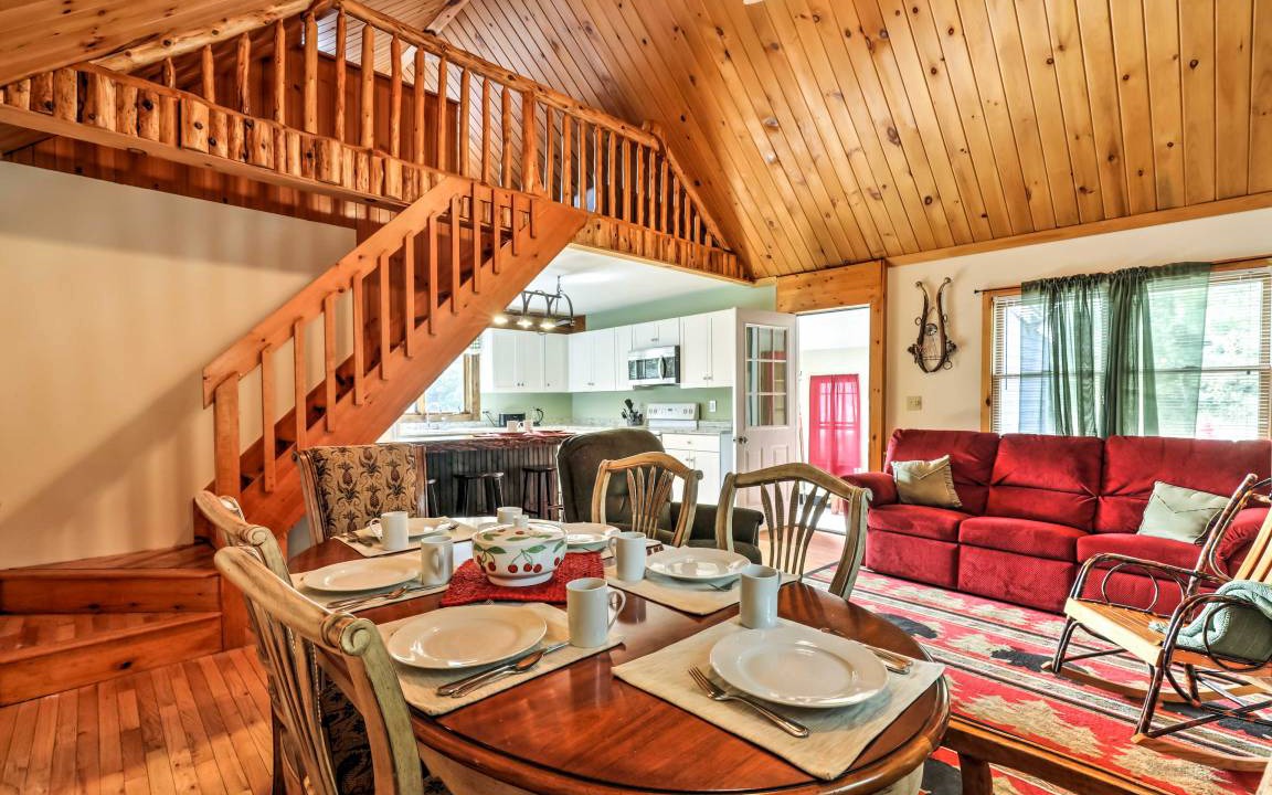 North Creek Cottage | 92 m² Cabin ∙ 2 bedrooms ∙ 8 guests