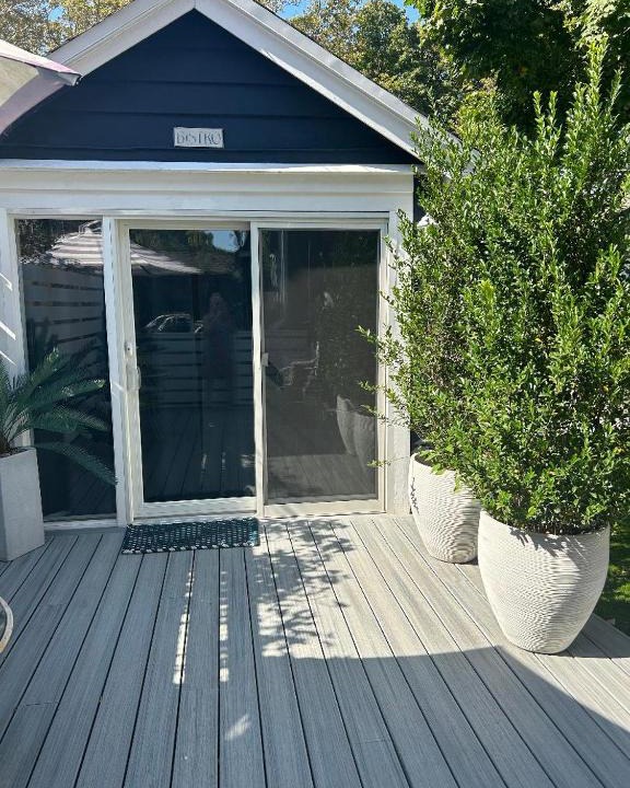 Queens Apartment | Adorable 1 bedroom cottage