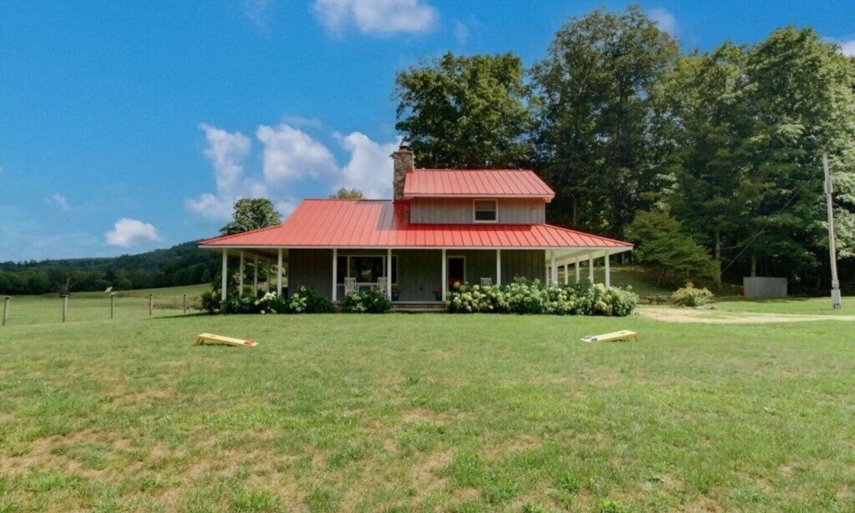 Warm Springs House | Amazing Riverside Home on the Jackson River just 10 minutes from Warm Springs!