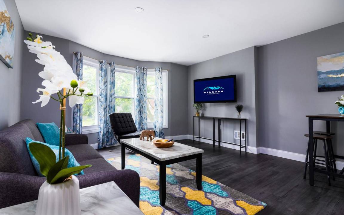 Downtown Niagara Falls Apartment | Apartment ∙ 1 bedroom ∙ 2 guests