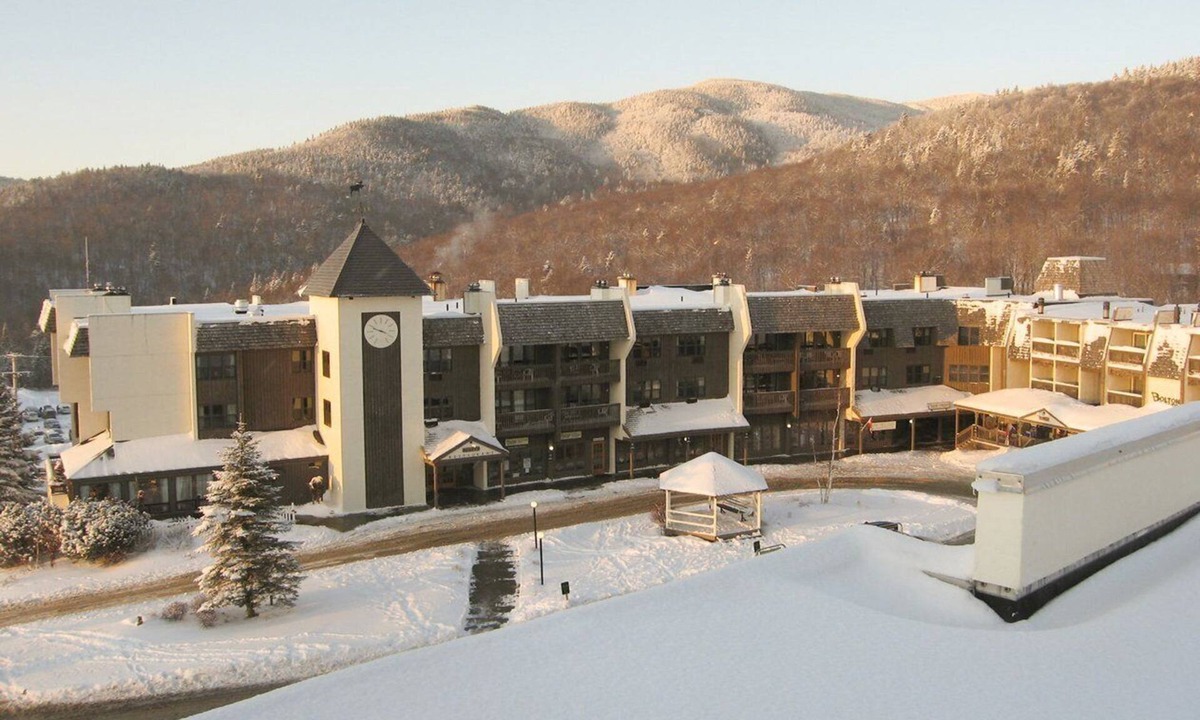 Bolton Valley Apartment | Beautiful 1 bedroom unit at resort, sleeps 8