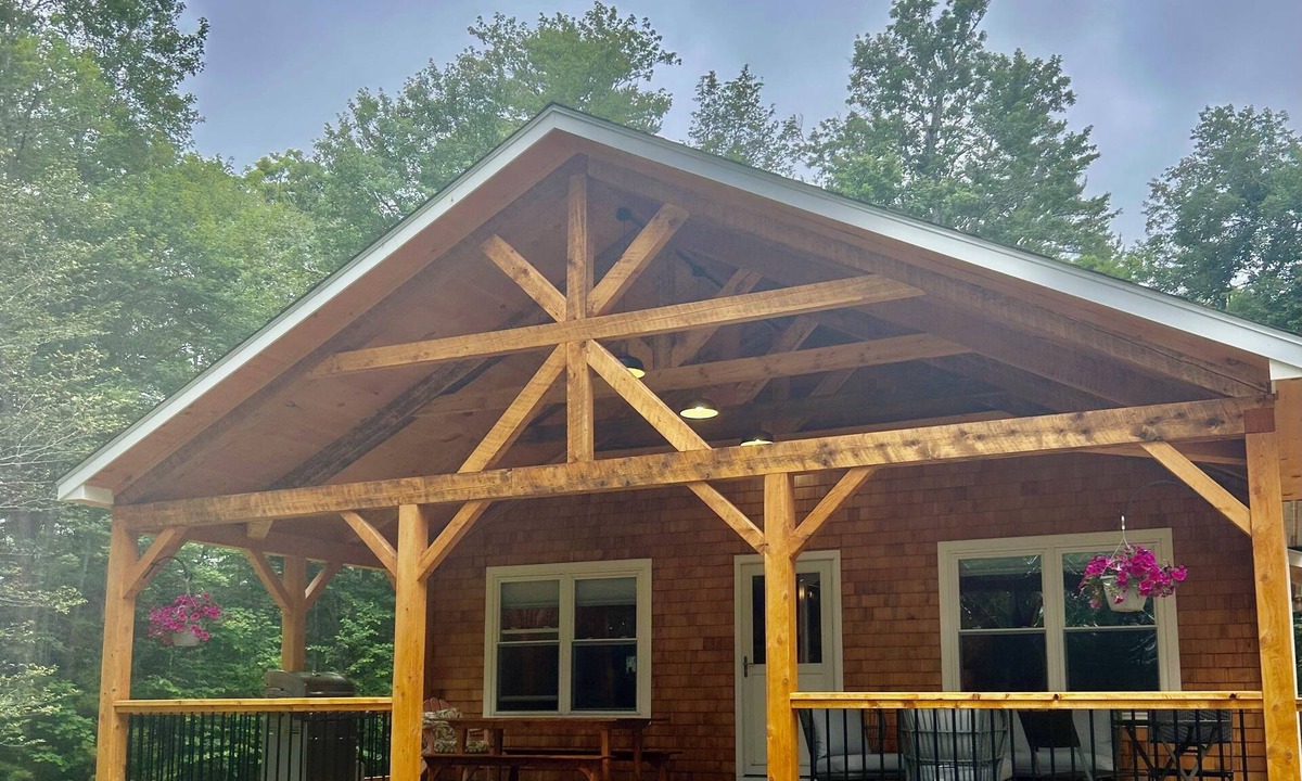 Lincolnville House | Beautiful Heated Cottage by Pitcher Pond - 3 gorgeous acres - Sleeps 4