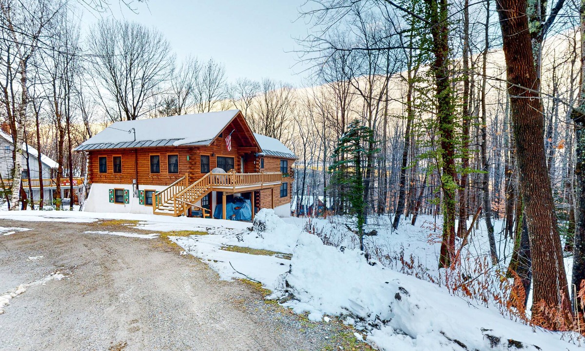 Ghia Farm Road | Ludlow