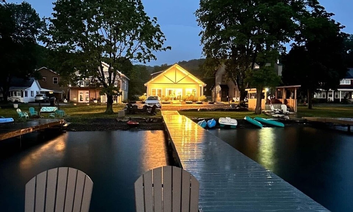 Lodi House | Beautiful Lake Level home, absolutely no stairs inside or out!