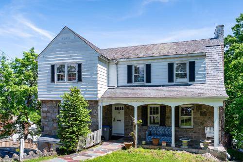 White Plains Bed & Breakfast | Bed and breakfast ∙ 4 guests
