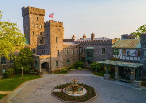 Castle Hotel | Tarrytown