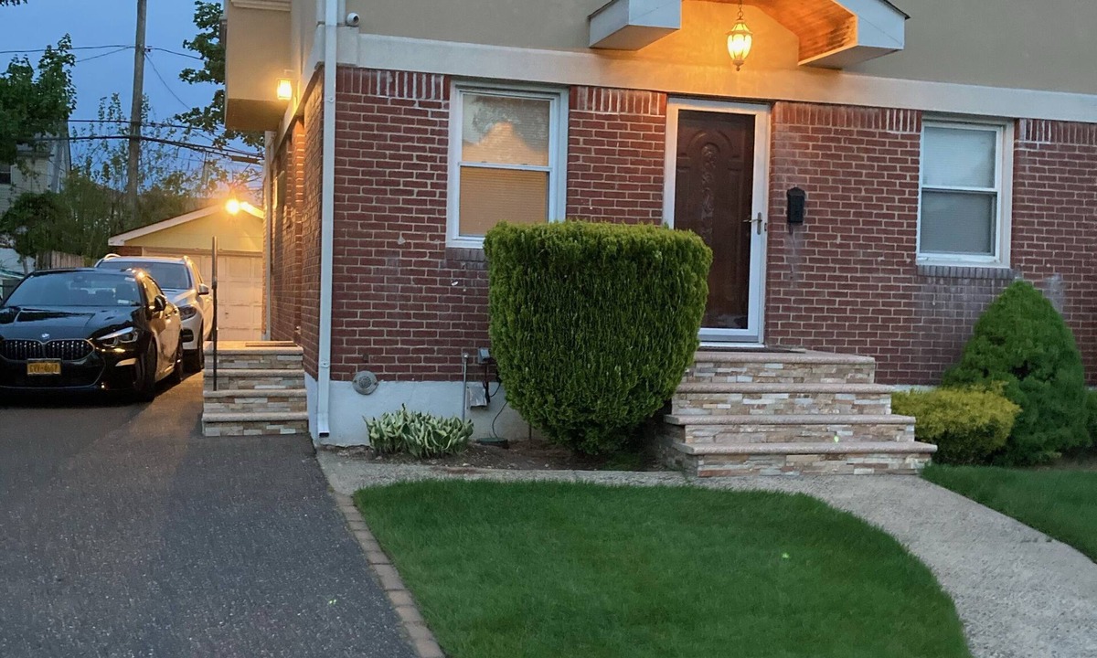 Elmont House | Charming 1-bedroom house with WiFi, AC in pleasant Elmont