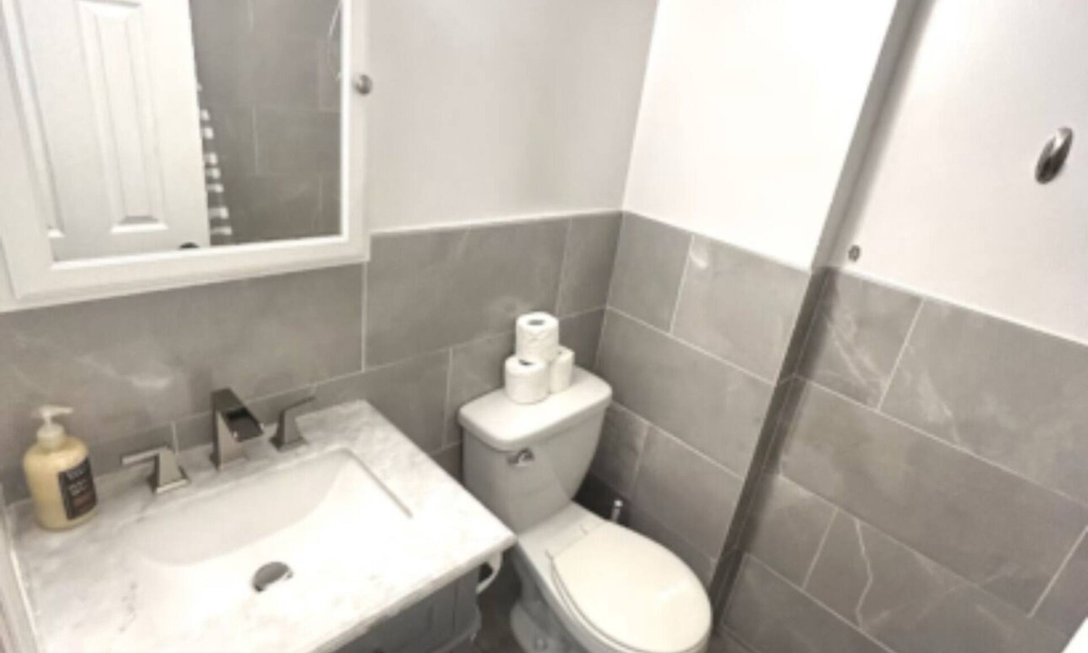 Ocean Hill Apartment | Charming 2-bedroom apartment in lovely Brooklyn, 20mins to Manhattan