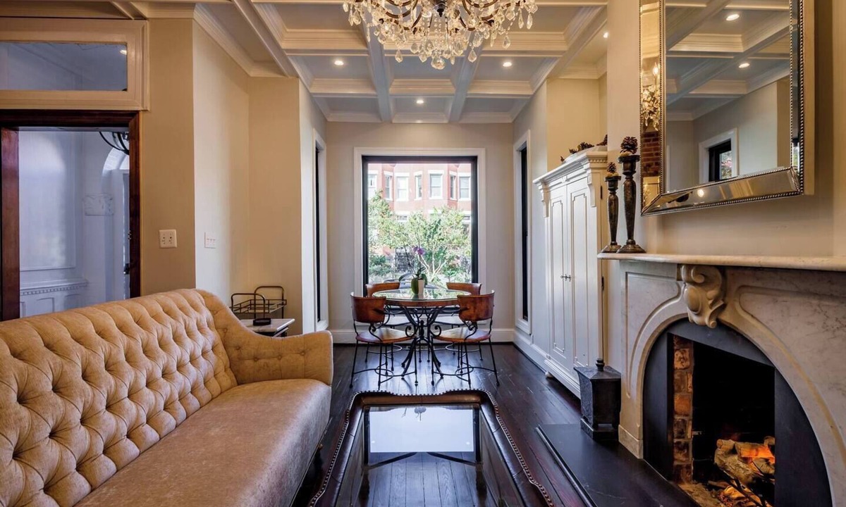 Capitol Hill House | Charming Historic Capitol Hill Row Home w/parking - perfect location