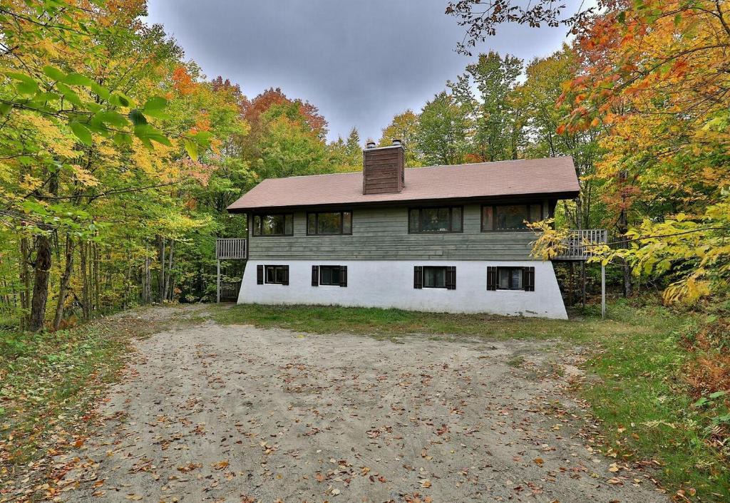 Killington House | Coach Road Duplex - Left Side by Killington Vacation Rentals