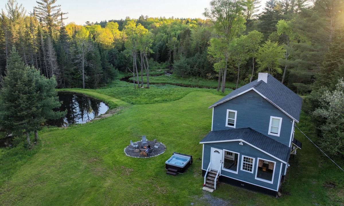 Boonville Cabin | Cozy 3 Bedroom Cabin in the Adirondack Foothills