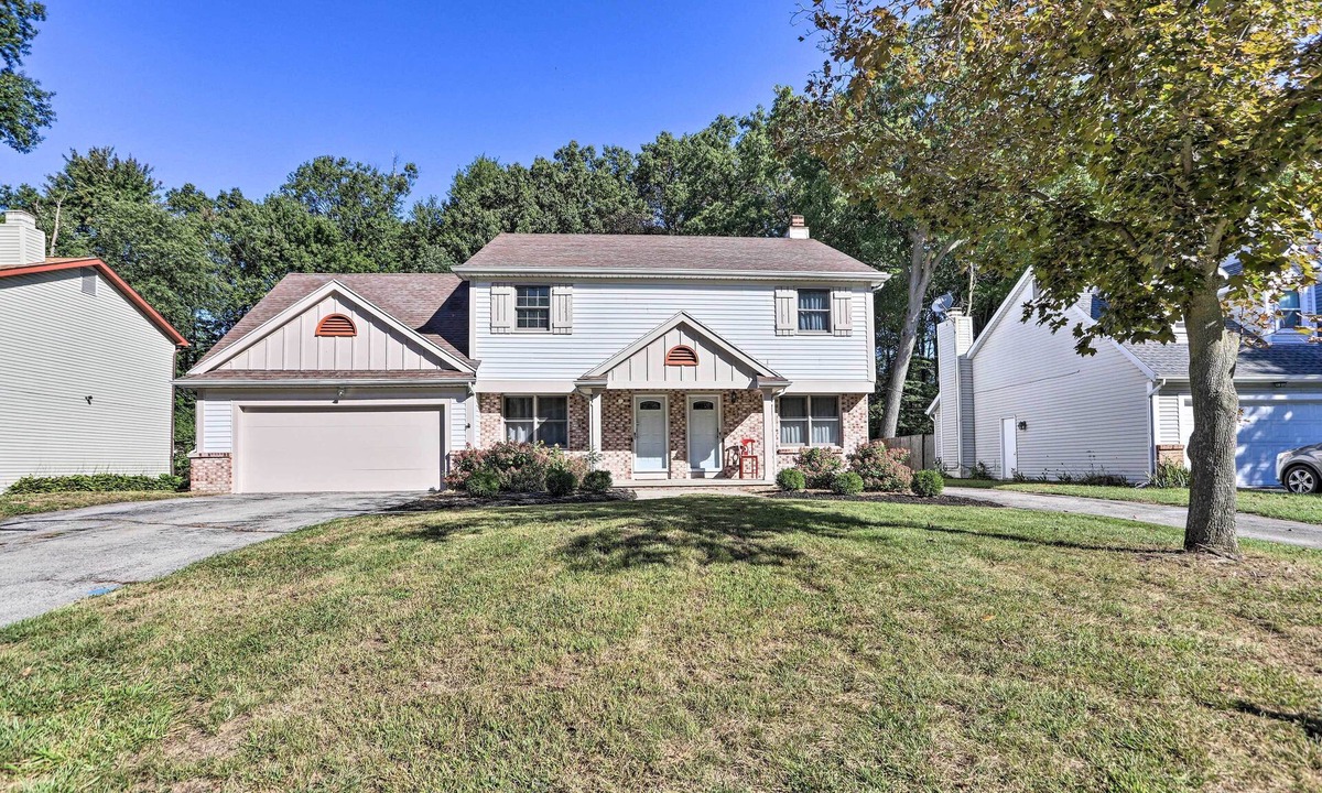 Bedford Condo | Cozy Duplex Close to Toledo Botanical Garden