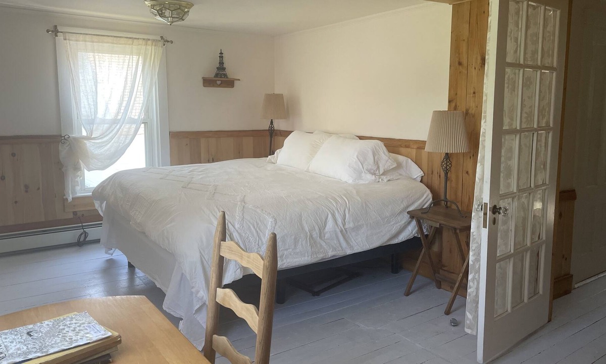Kezar Falls House | Cozy home between NH mountains and Portland ME