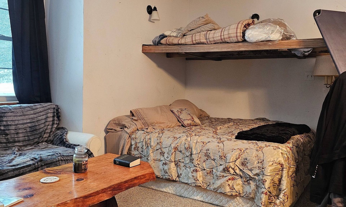 Fryeburg Apartment | Cozy studio in charming Fryeburg with AC, WiFi. Enjoy your stay