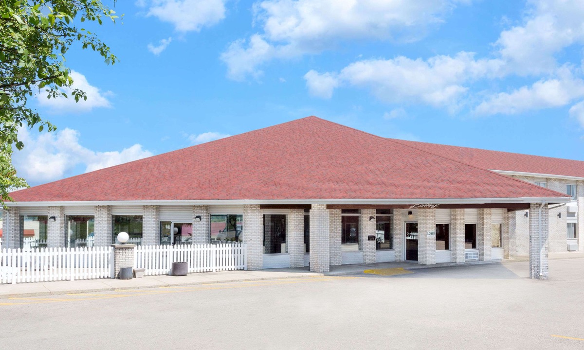 Jackson Hotel | Days Inn by Wyndham Jackson