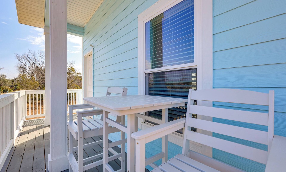 Steinhatchee House | Deck & Steinhatchee River Views: Family Getaway