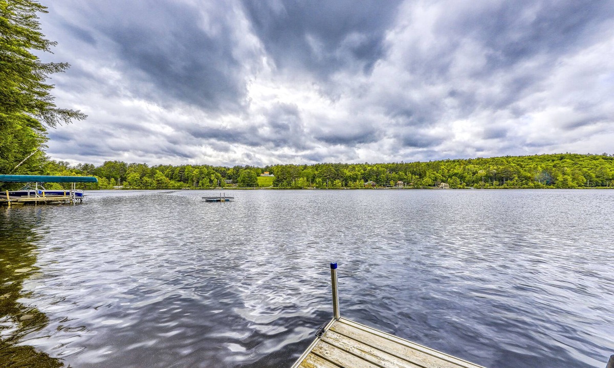 Chestertown House | Dog-friendly cabin with lakefront location, 20' dock, smart TV