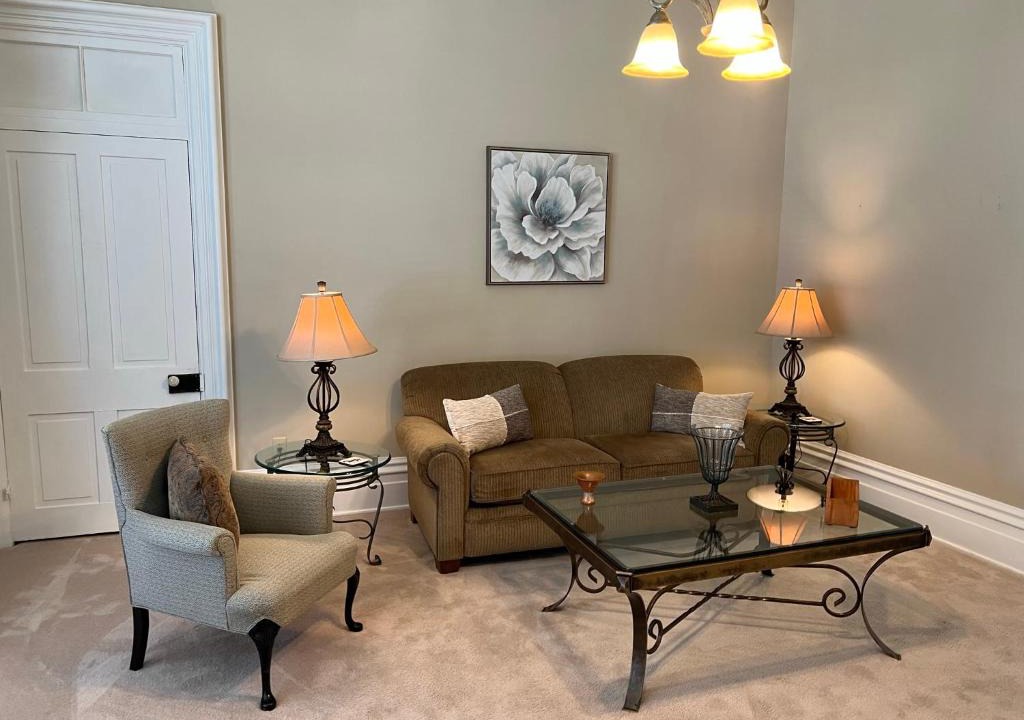 Maysville Apartment | Extended Stays by Lee House Inn