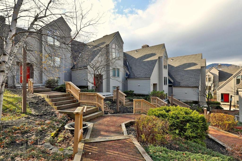 Central Vermont- Killington House | Fall Line Condos by Killington VR - Studios