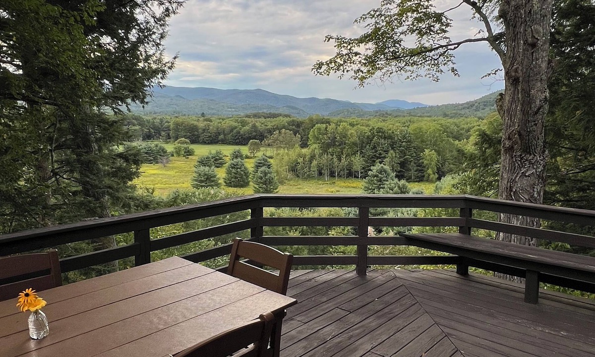 Thornton House | Family-Friendly 3Bd+Loft w/Mtn Views + Fireplace