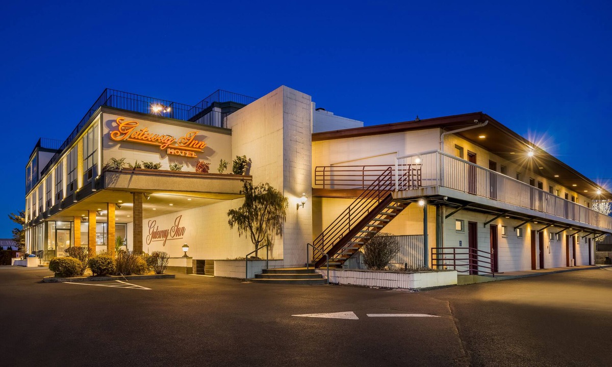 Merrick Hotel | Gateway Inn