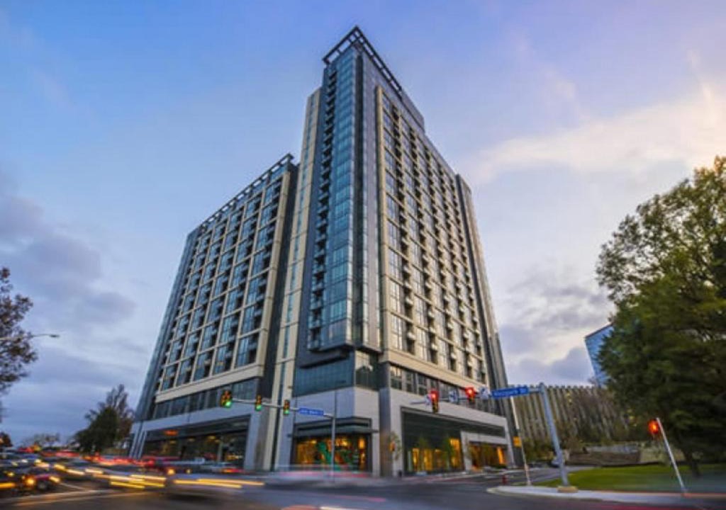 McLean Apartment | Global Luxury Suites at Tysons Corner